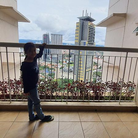קואלה לומפור Homestay Jalan Tun Razak Walking Distance Ijn, Hkl, Mrt Station, Kpj, Perkeso, Bernama, Tabung Darah, Istana Budaya מראה חיצוני תמונה