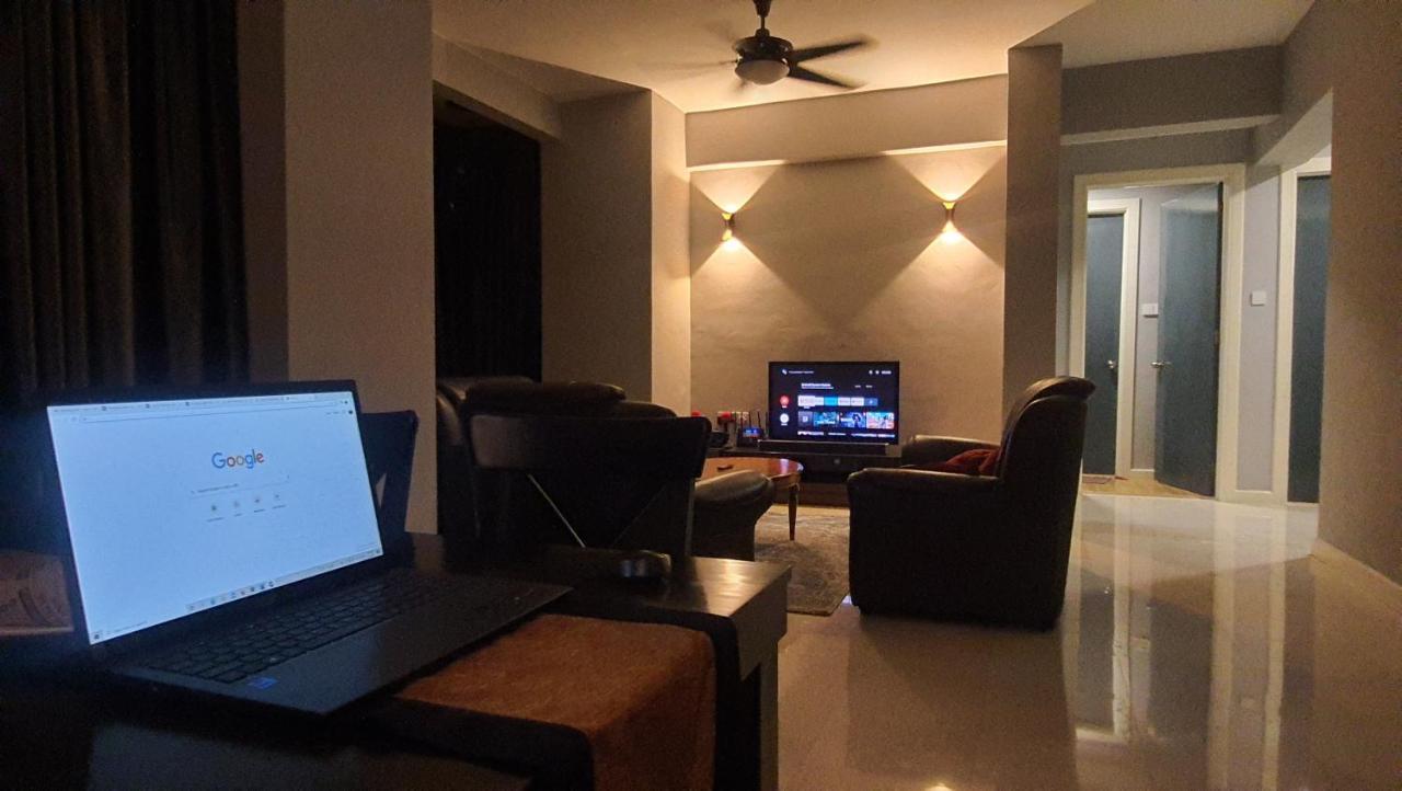 קואלה לומפור Homestay Jalan Tun Razak Walking Distance Ijn, Hkl, Mrt Station, Kpj, Perkeso, Bernama, Tabung Darah, Istana Budaya מראה חיצוני תמונה